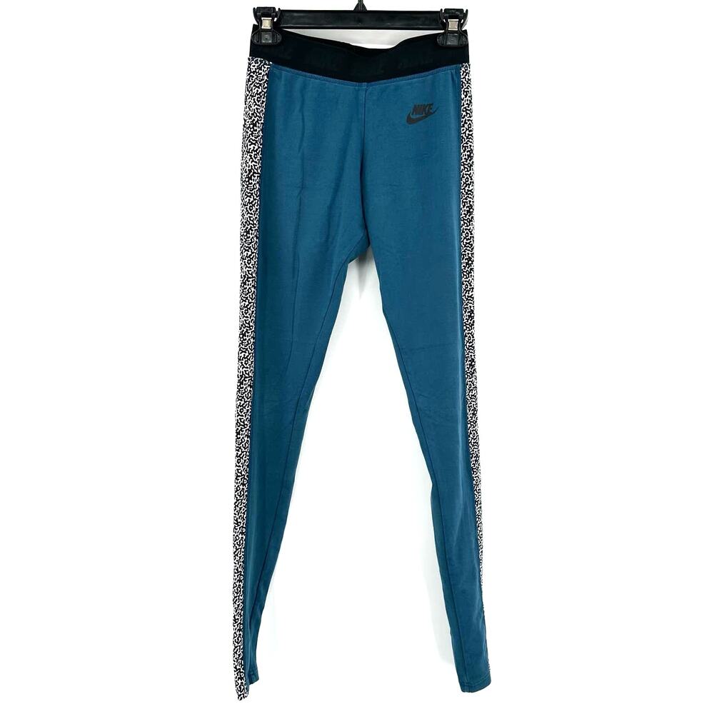 Nike size‎ small full length blue athletic leggings stirrup detail black white